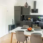 Daire Stylish In The Heart Of